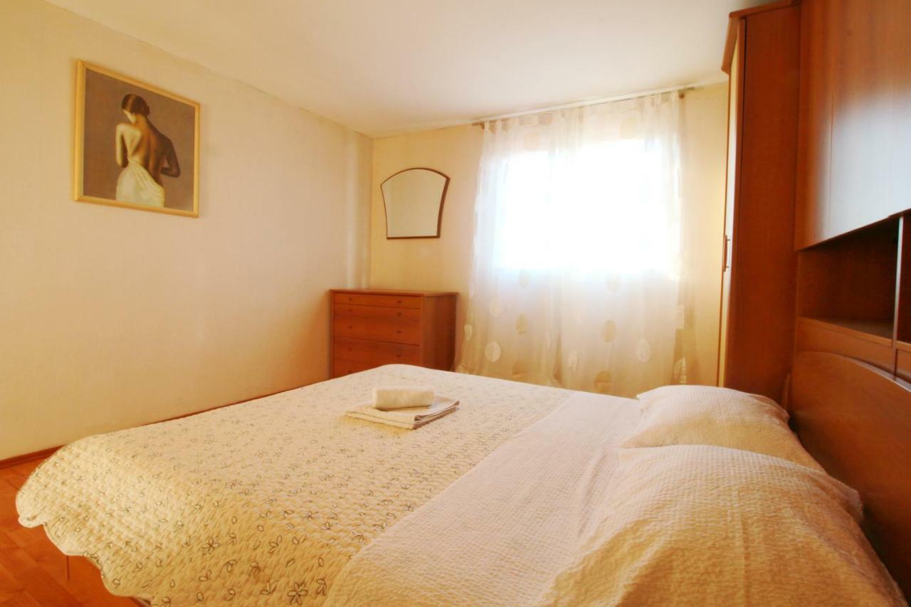 Apartment Lana & Ema Nin Esterno foto